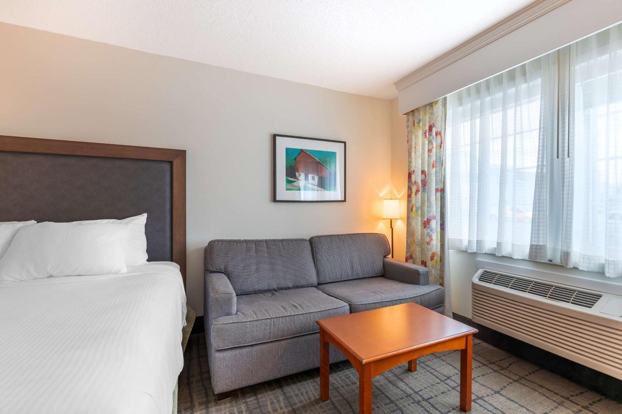 Best Western Plus University Park Inn & Suites Ames Extérieur photo