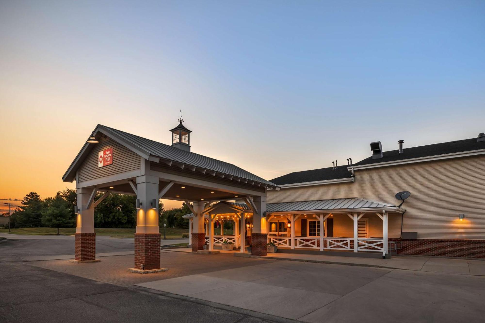 Best Western Plus University Park Inn & Suites Ames Extérieur photo