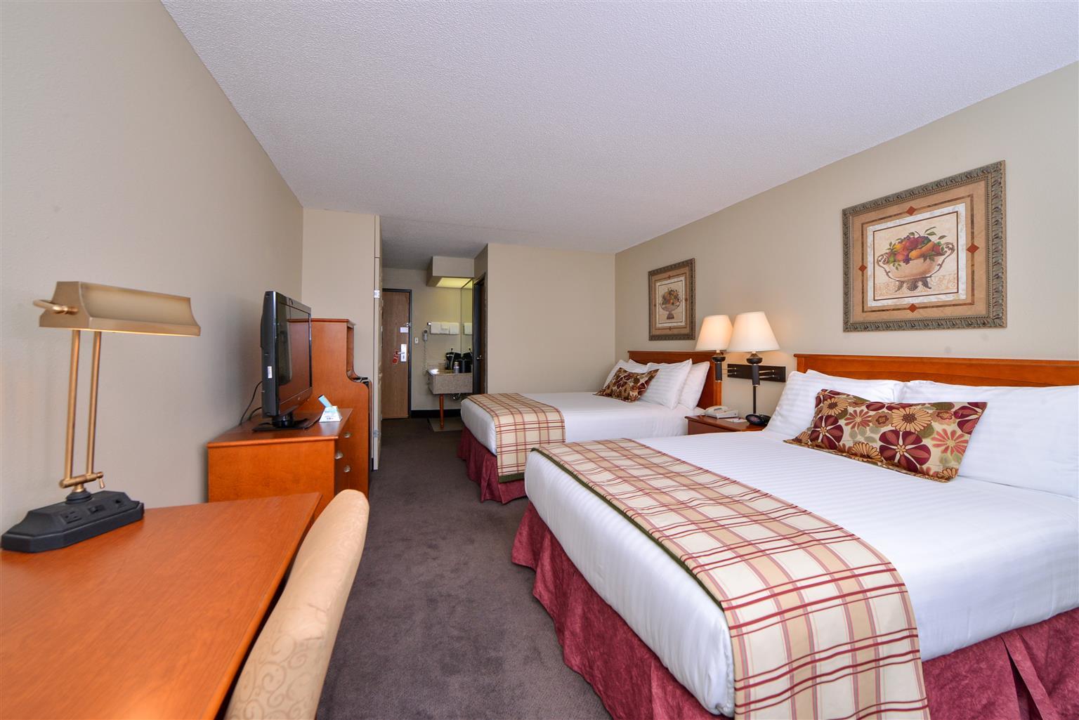 Best Western Plus University Park Inn & Suites Ames Extérieur photo