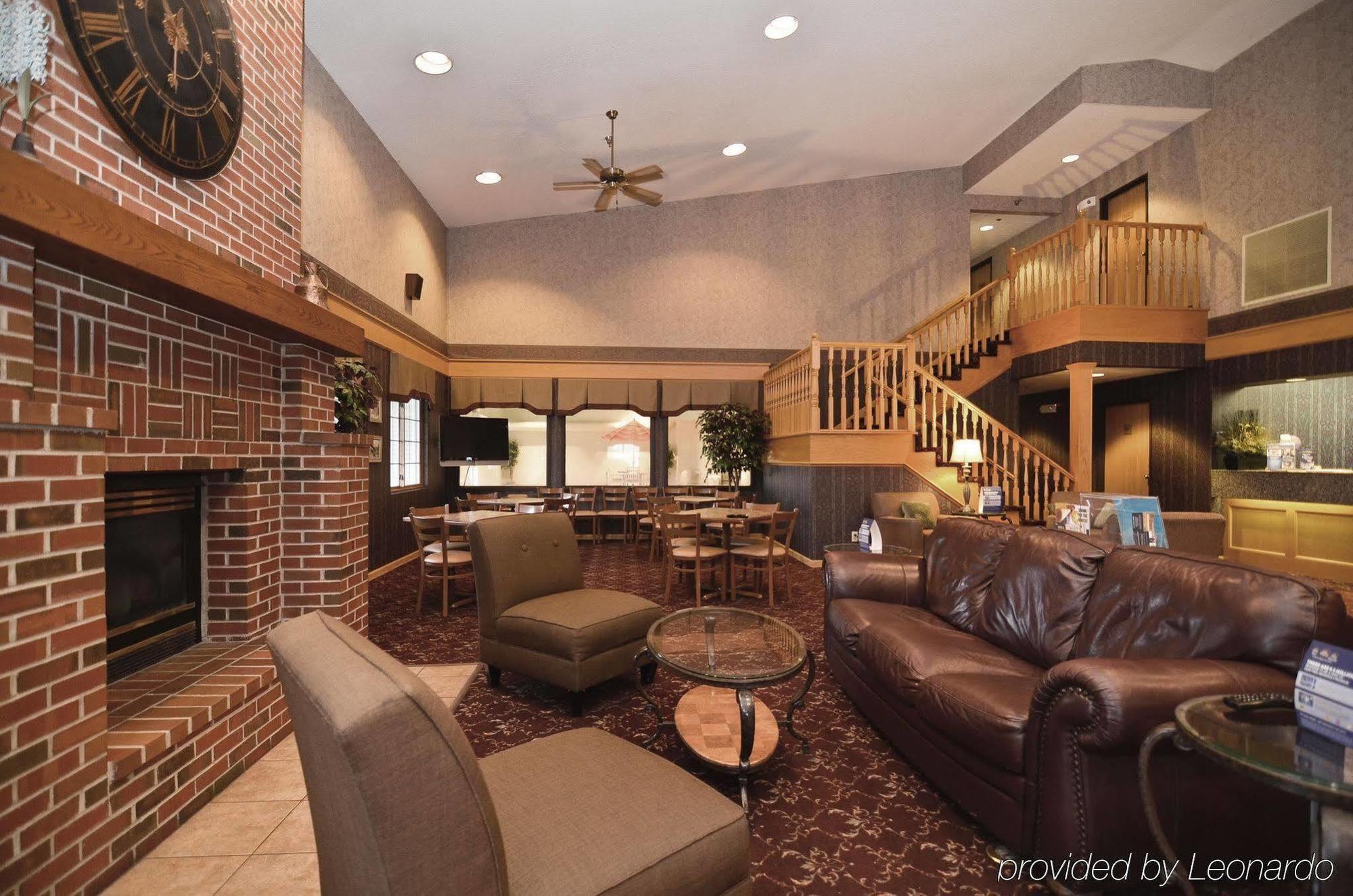 Best Western Plus University Park Inn & Suites Ames Extérieur photo